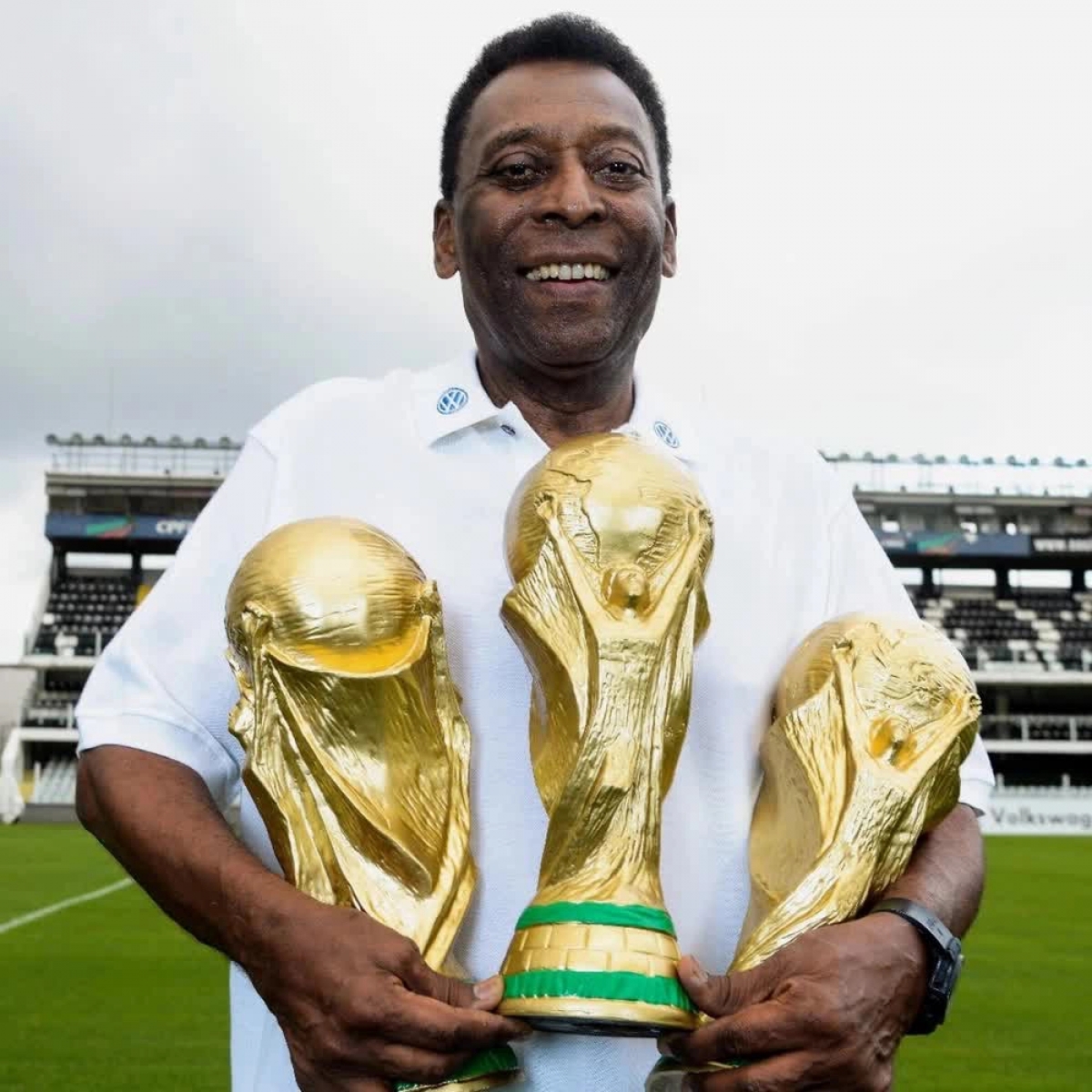 Pelé, huyền thoại bóng đá bất tử | VOV2.VN